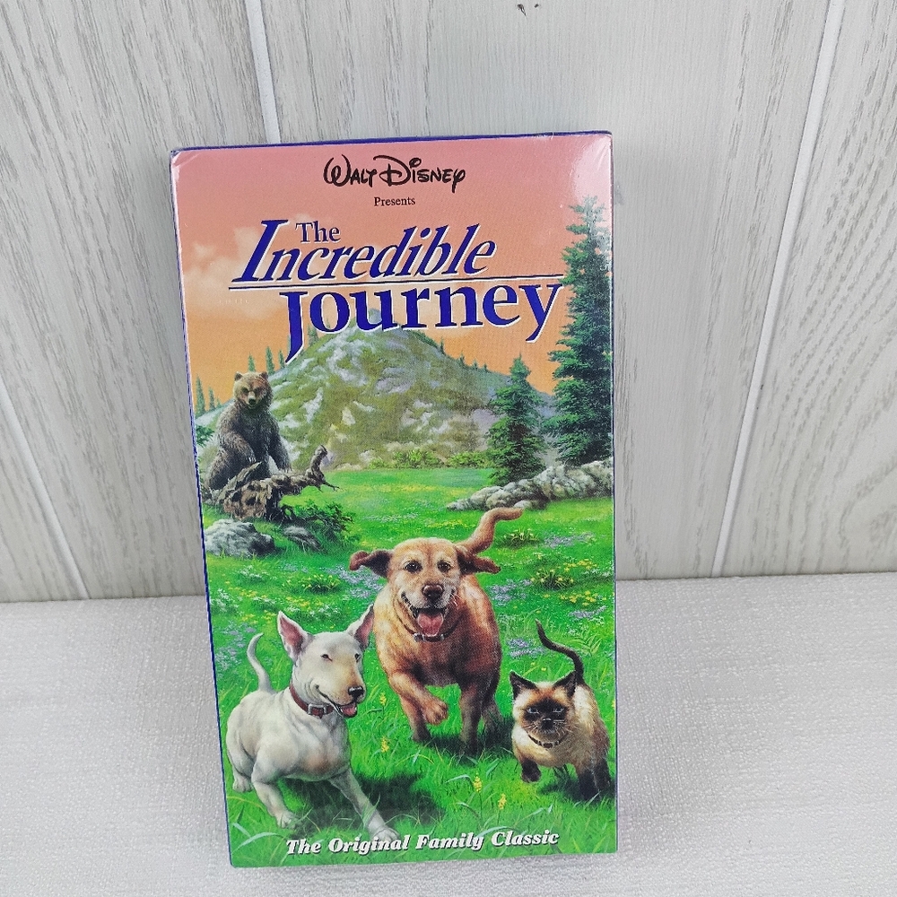 The Incredible Journey VHS Sealed Walt Disney.  Sealed VHS slip cover